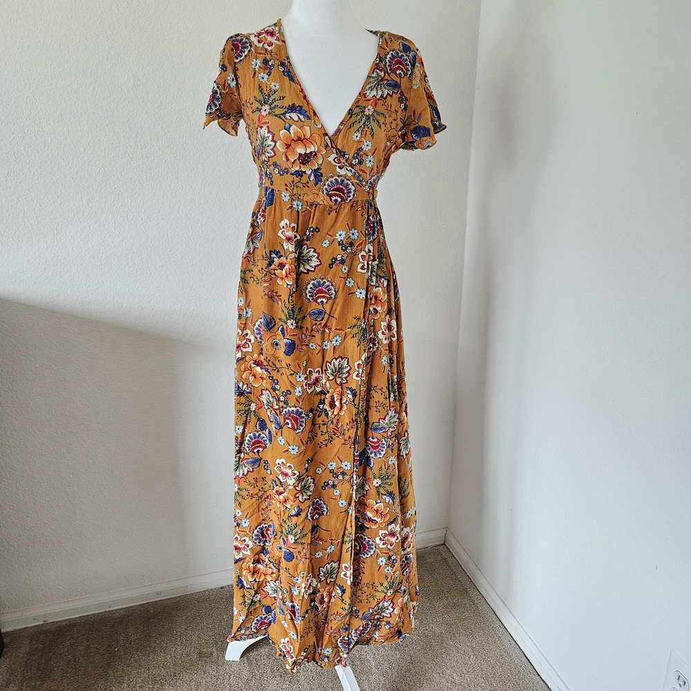 Floral V-Neck Maxi Dress in Mustard Size XS Patrons Of Peace